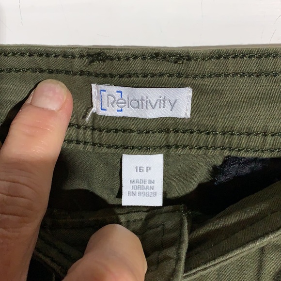 NWT Relativity pants in olive green size 16P - Picture 3 of 5